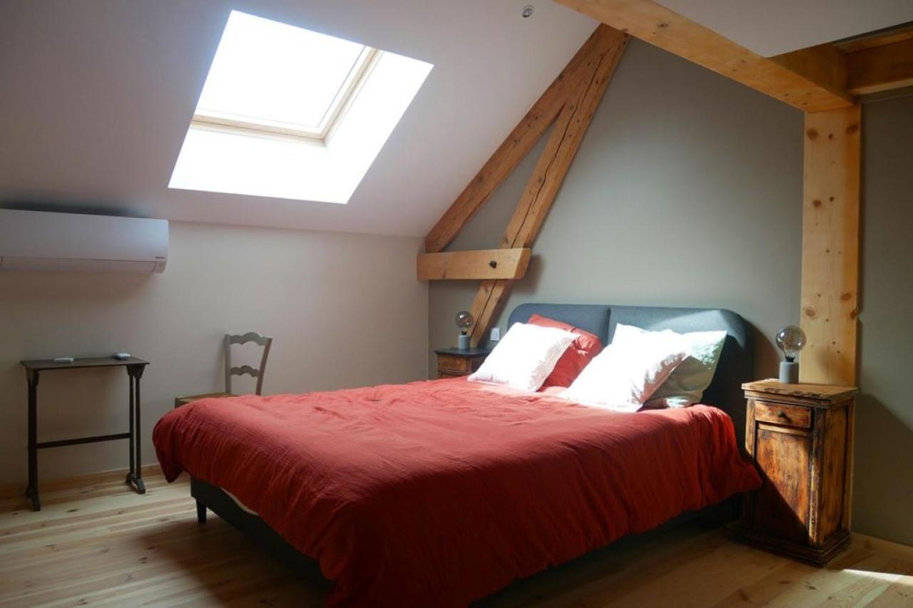 Chambre D Hote La Grange Pommiers-en-Forez Exteriör bild